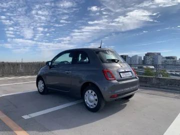 Car image 5