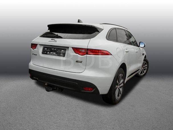 Jaguar F-Pace 20d AWD R-Sport 132 kW image number 2