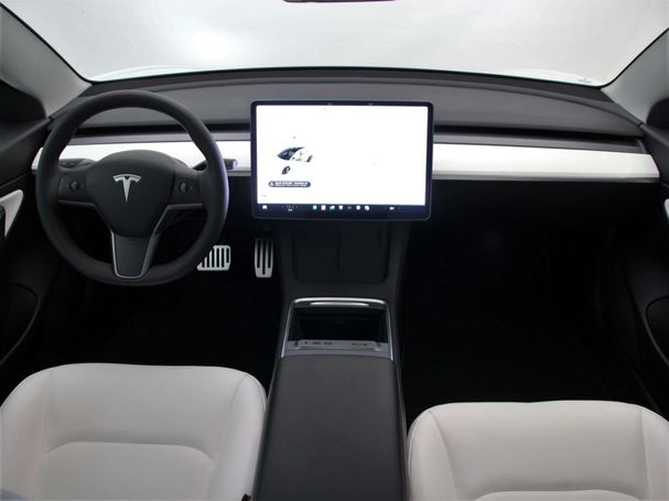 Tesla Model 3 Long Range AWD 258 kW image number 12