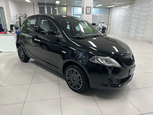 Lancia Ypsilon 51 kW image number 2