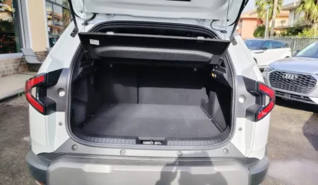 Car image 28