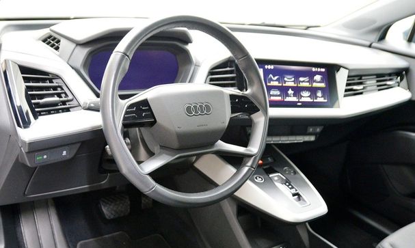 Audi Q4 35 e-tron S tronic 125 kW image number 16