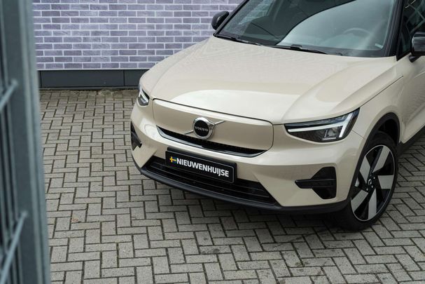 Volvo XC40 Single Motor Extended Range Plus 185 kW image number 15