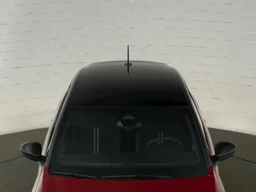 Car image 32