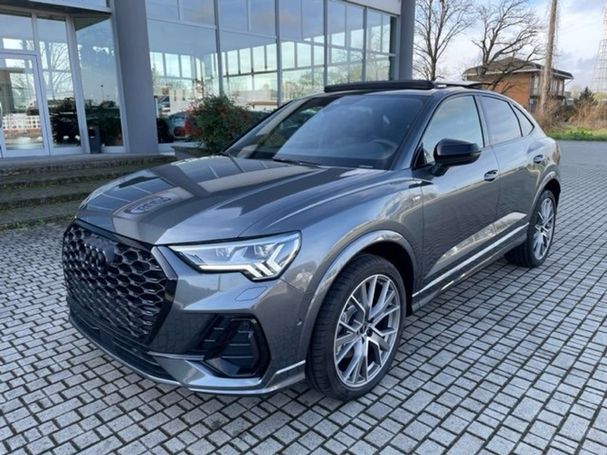 Audi Q3 40 TFSI quattro S tronic S-line Sportback 140 kW image number 1