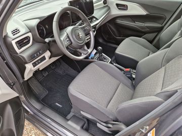 Car image 12