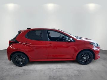 Car image 4