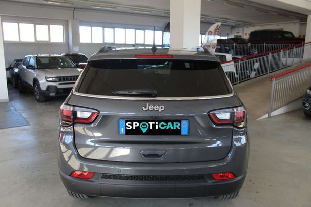 Jeep Compass Limited 96 kW image number 4