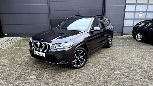 BMW X3 xDrive20d 140 kW image number 1