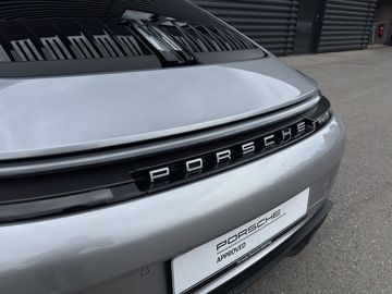 Car image 29