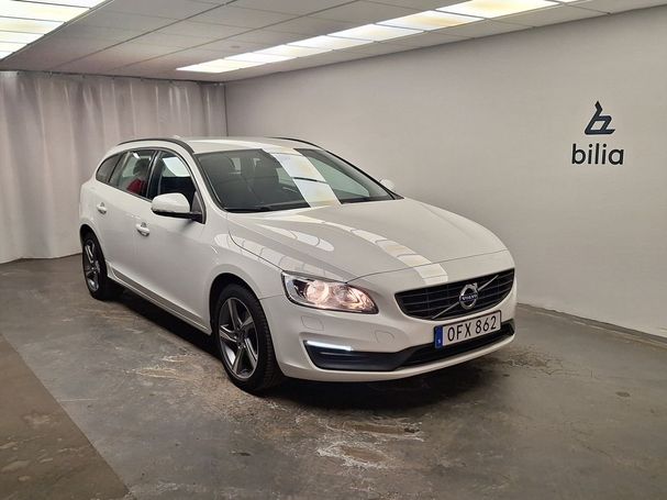 Volvo V60 T3 112 kW image number 1