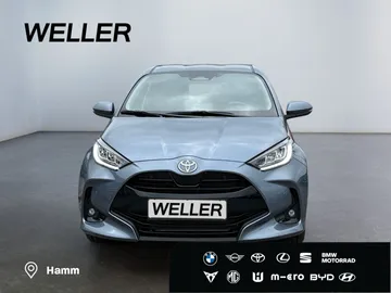 Car image 3