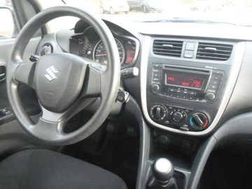 Car image 12