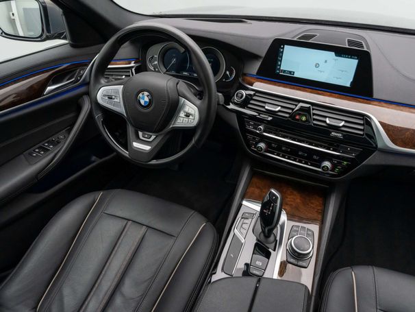 BMW 520d Touring Luxury Line 140 kW image number 25