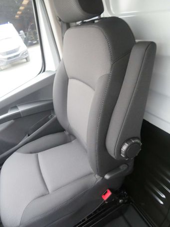 Renault Trafic 130 96 kW image number 19