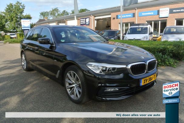 BMW 520i Touring 135 kW image number 2