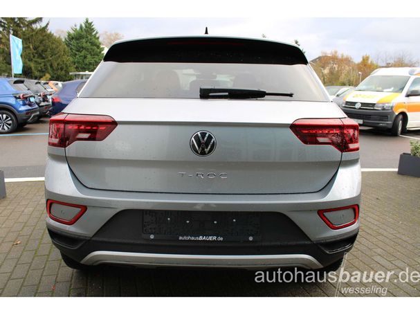 Volkswagen T-Roc 1.0 TSI T-Roc 81 kW image number 4