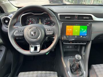 Car image 13