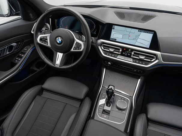 BMW 330d Touring M Sport xDrive 210 kW image number 26