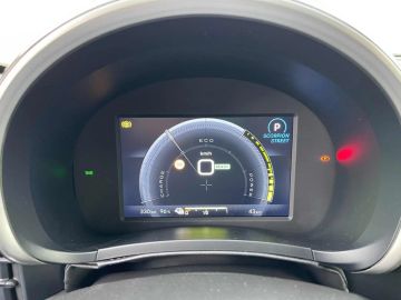 Car image 33