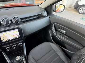 Car image 35