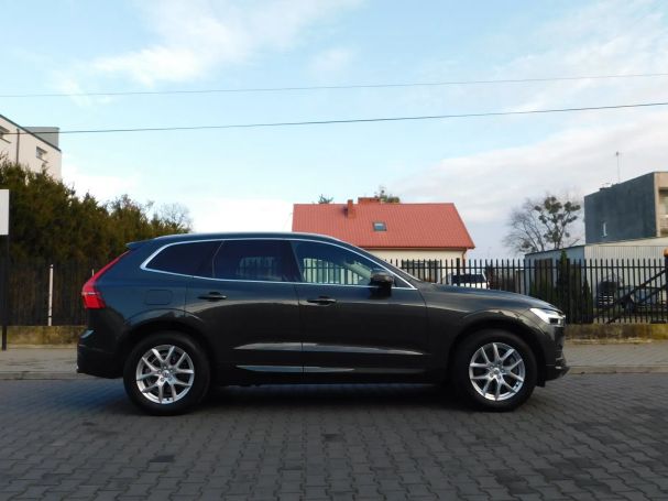 Volvo XC60 D4 Momentum 140 kW image number 2