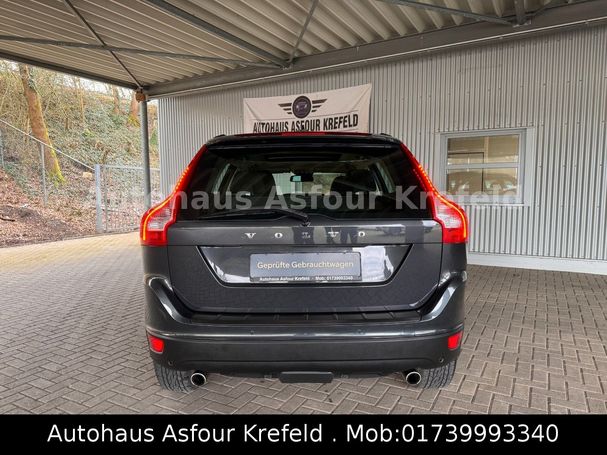 Volvo XC60 AWD Momentum 120 kW image number 17