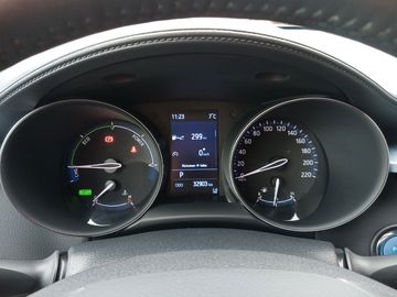 Car image 11