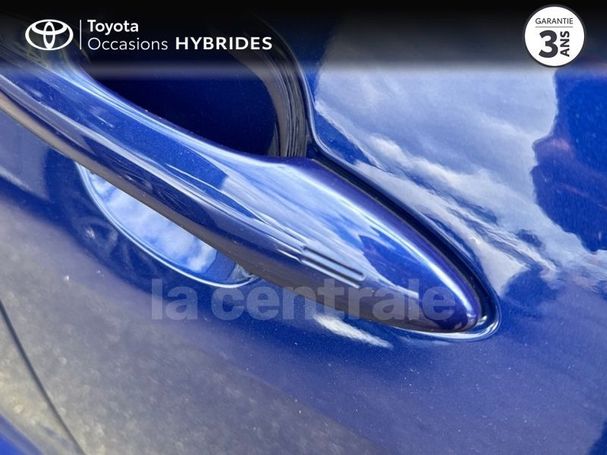 Toyota Yaris Hybrid 85 kW image number 15