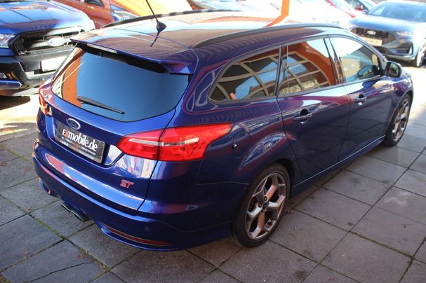 Ford Focus ST 184 kW image number 12