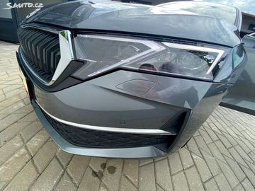 Car image 29