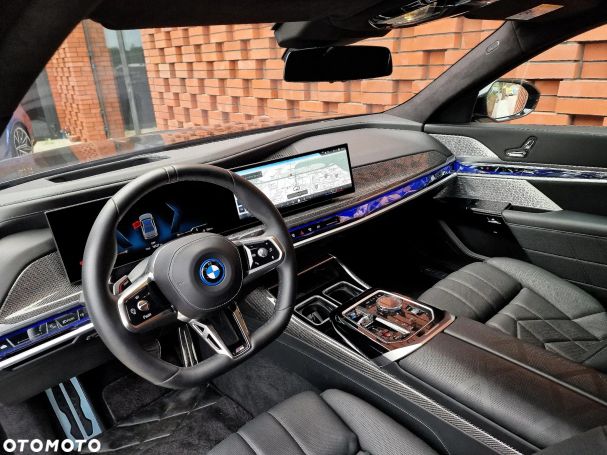 BMW i7 xDrive60 M Sport 400 kW image number 9