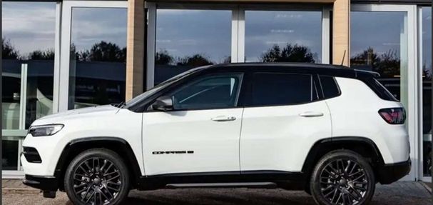 Jeep Compass 1.3 Turbo 110 kW image number 4