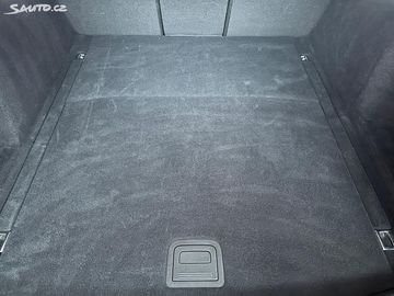 Car image 36