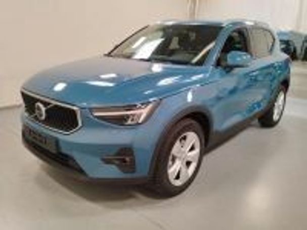 Volvo XC40 B3 Core 120 kW image number 1