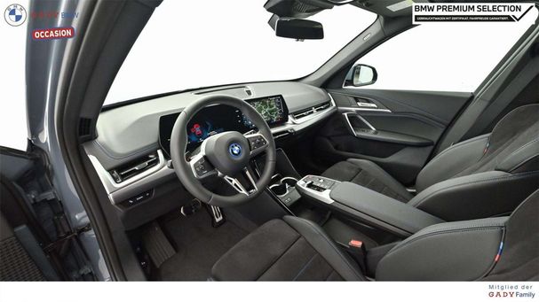 BMW iX1 xDrive30 200 kW image number 9