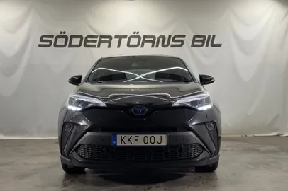 Car image 3