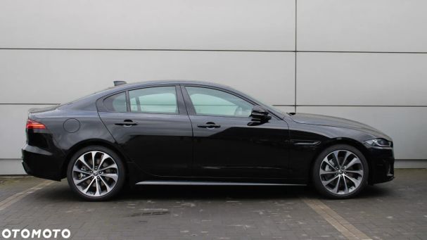 Jaguar XE 150 kW image number 10