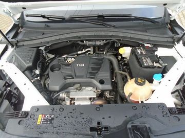 Car image 37