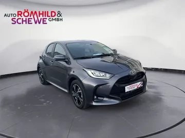 Car image 3