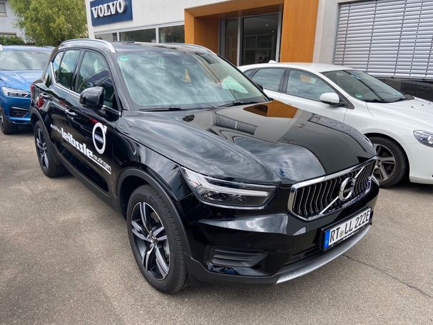 Volvo XC40 AWD Ultimate 300 kW image number 9