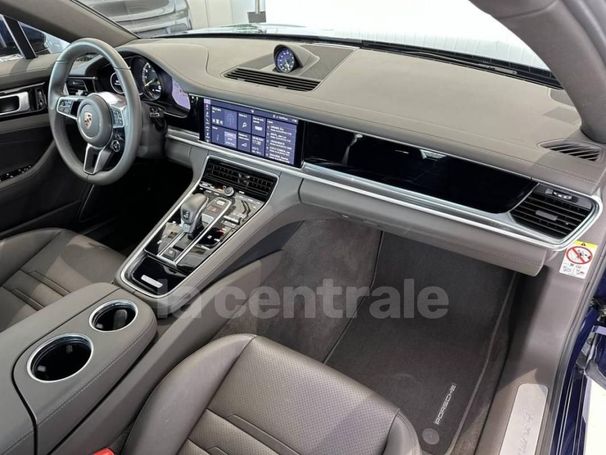 Porsche Panamera 4 E-Hybrid 340 kW image number 26