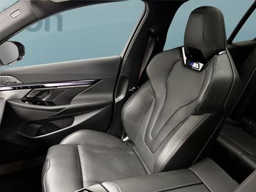 Car image 46