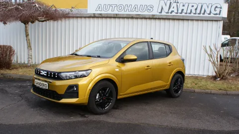 Car image 3