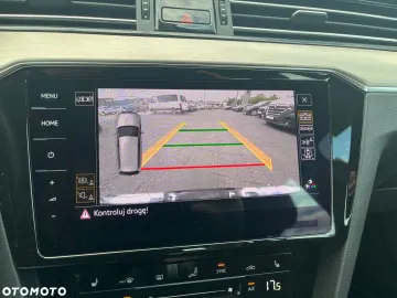 Car image 35