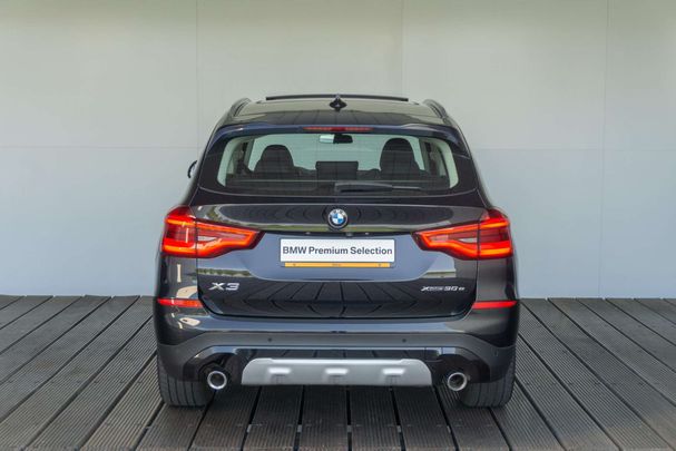 BMW X3 xDrive30e 215 kW image number 4