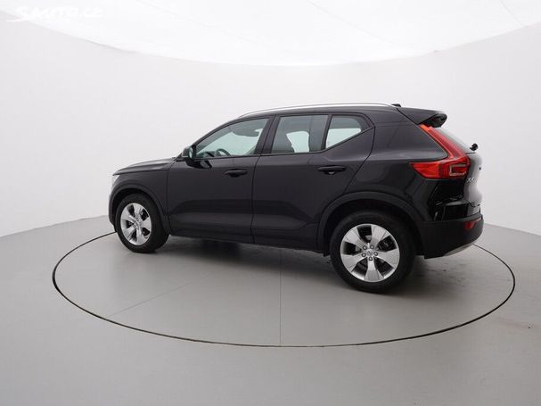 Volvo XC40 Momentum 120 kW image number 5