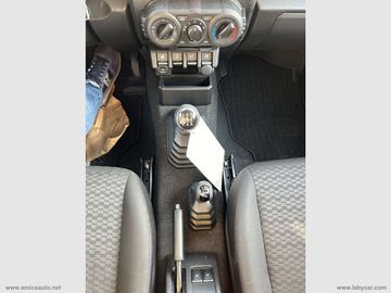 Car image 30