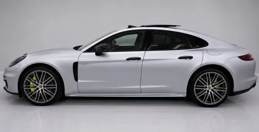 Car image 4