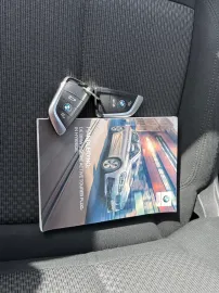 Car image 26